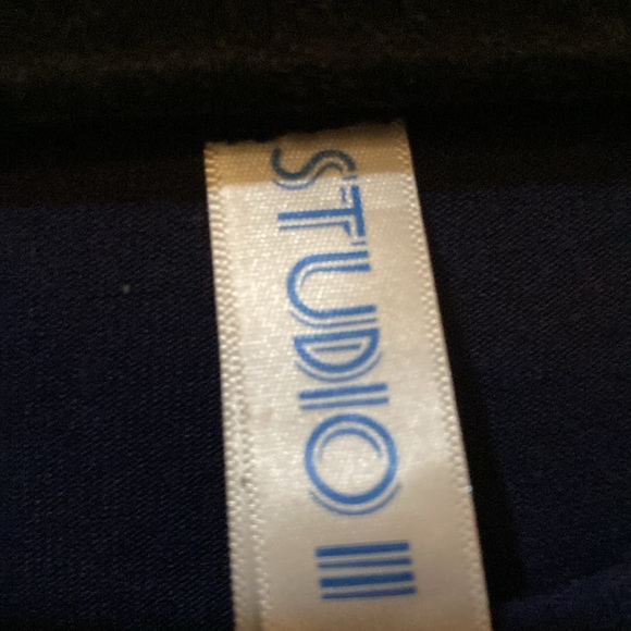 Studio II navy Blue T-shirt M - Picture 2 of 3